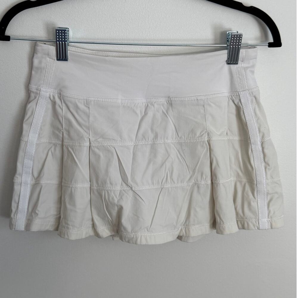 Lululemon Pace Rival Mid Rise Skirt size 4